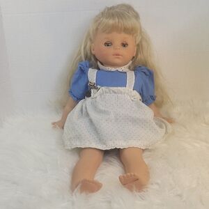 Blue and White‎ Dress Doll